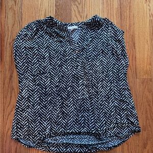 dressbarn Black and White Chevron Blouse